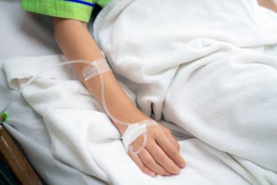 دورة التغذية الوريدية الكاملة